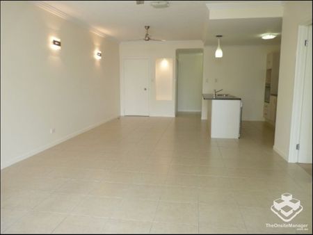 Three bedrooms, two bathrooms, ground floor apartment unit, West End, Townsville - Photo 3