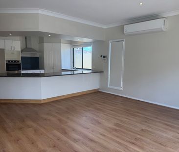 The perfect property in a perfect location - Photo 6