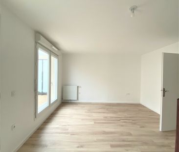 Location Appartement 3 pièces 62m² PERSAN 95340 - Photo 4