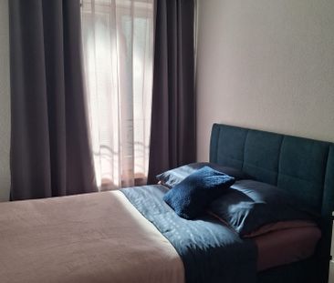 Duplex - Photo 3