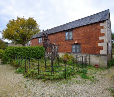2 bedroom semi-detached house to rent - Photo 5