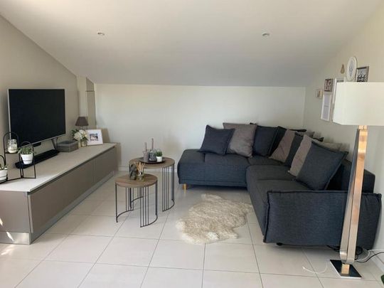 Location Appartement 3 pièces 75m² GENAS 69740 - Photo 1