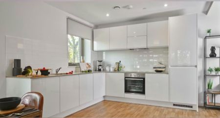 1 bedroom apartment to rent - Photo 4