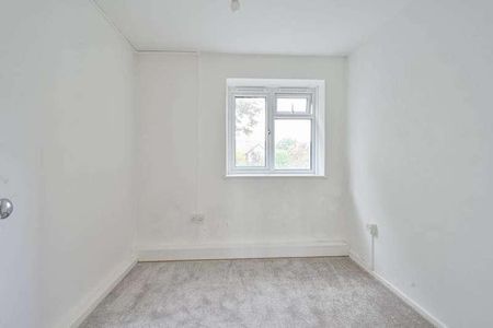 Chobham Gardens, Southfields, SW19 - Photo 3