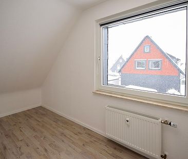 Moderne 4-Zimmer-Wohnung mit Panoramablick und Kamin direkt in Braunlage! - Photo 1