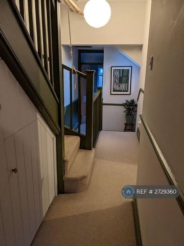 3 bedroom terraced house to rent - Photo 4