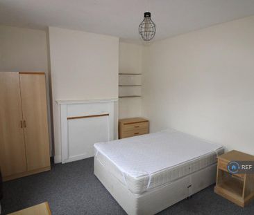 5 bedroom terraced house to rent - Photo 4