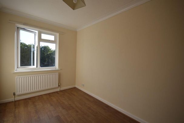 4 bedroom semi-detached house to rent - Photo 1
