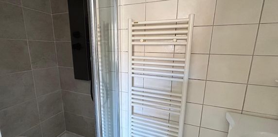 Location Appartement 2 pièces 28m² RAMBOUILLET 78120 - Photo 2