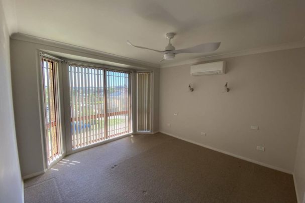 SPACIOUS, MODERN HOME WITH STUNNING VIEWS!!! - Photo 1