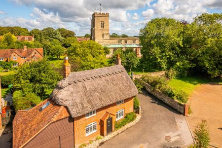 2 bedroom detached house to rent - Photo 5