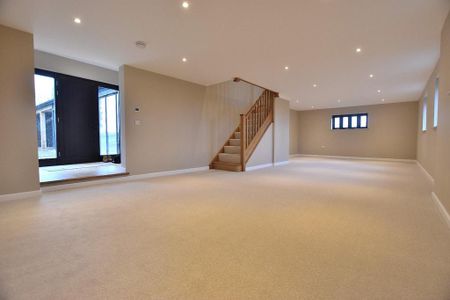 3 bedroom barn conversion to rent - Photo 2