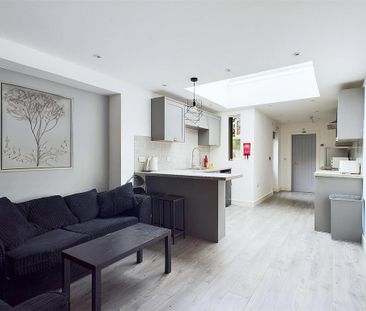 1 bedroom in a house share to rent - Photo 6