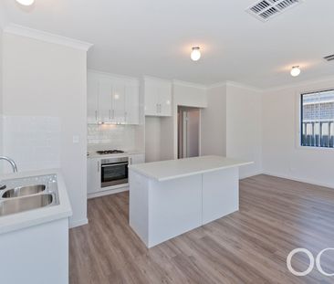 Open the Door to Effortless Family Living - Photo 5