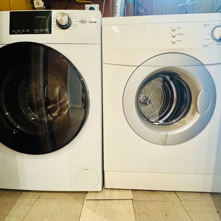 For Lease - 272 Essex (Work Out Basement) Avenue, Richmond Hill, Ontario - Photo 1