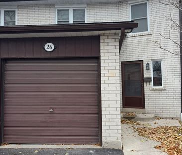 For Lease - 26 Niles Way, Markham, Ontario - Photo 2