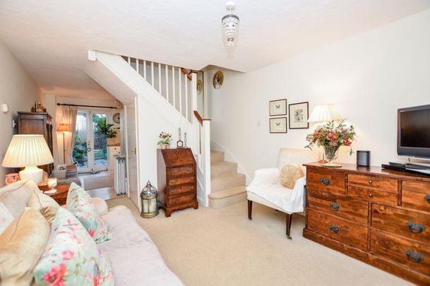 2 bedroom terraced house to rent - Photo 1