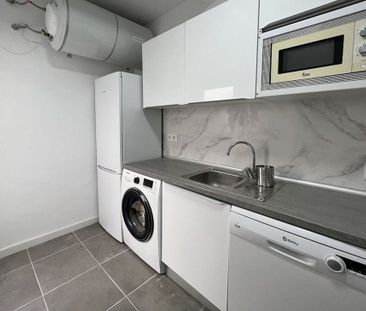 Calle del Conde de Vistahermosa, Madrid, Community of Madrid 28019 - Photo 4