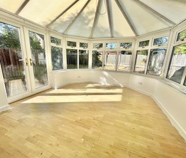 3 bedroom detached house to rent - Photo 5