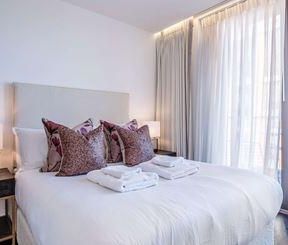 3 bedroom flat to rent - Photo 3