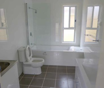 “3 Bedroom Cottage” - Photo 6