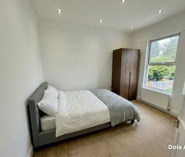 Room in a Shared House, Stroud Road, SE25 - Photo 2