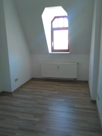 *RESERVIERT* Gemütliche 3 Raum-Dachgeschosswohnung - Foto 2