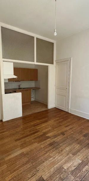 Appartement à louer 1 pièce 39m² - Photo 1