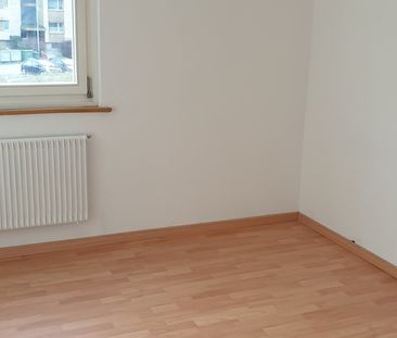 Freistehendes 4.5-Zimmer-Einfamilienhaus mit grossem Garten und Gar... - Photo 6