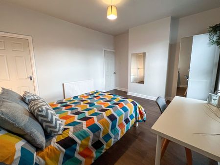 4 Bed Terraced House, Woodhead Road, S2 - Photo 4