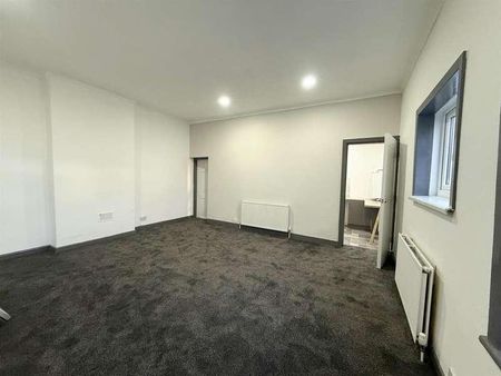 St. Helens Road, Bolton, BL3 - Photo 2