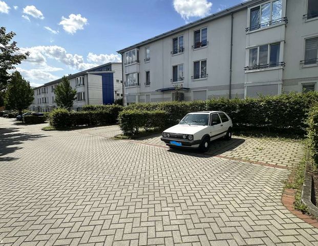 ++ Frisch Sanierte 2-Raumwohnung im blauen Wunder++ - Photo 1