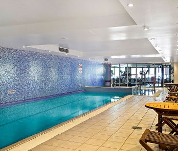 Modern Apartment with District Views &ast;&ast; Available 04&sol;11... - Photo 6