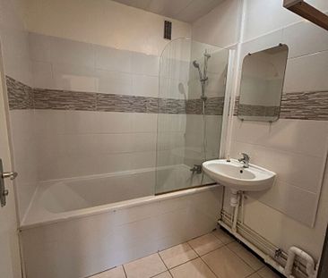 Location Appartement 3 pièces 62m² - Photo 4