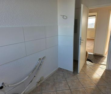 Teilsanierte 3 Raumwohnung mit Balkon - Foto 1