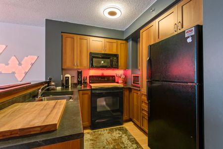 605 Rue Jean-D'Estrées, app.808, H3C 0G3, Montréal - Photo 2