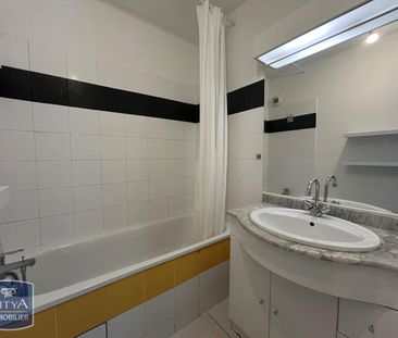 Location Appartement 2 pièces 48m² BEZIERS 34500 - Photo 4