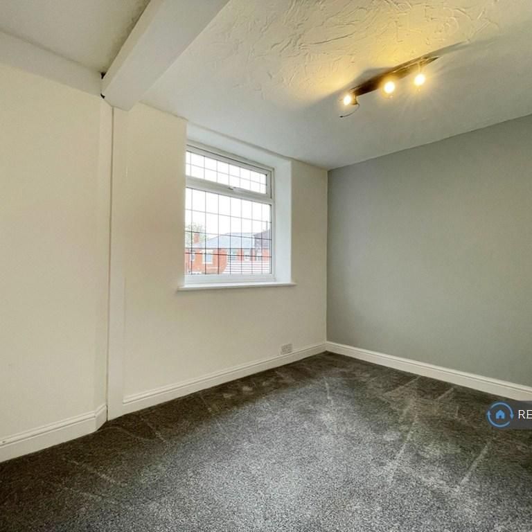 2 bedroom semi-detached house to rent - Photo 1
