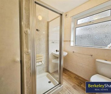 2 bedroom detached bungalow to rent - Photo 4