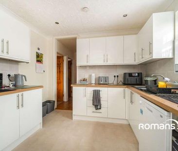 Melrose Gardens, Arborfield Cross, Reading, RG2 - Photo 1