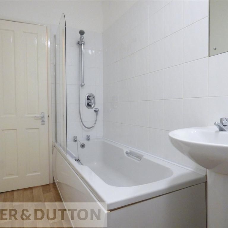 2 bedroom terraced house to rent - Photo 1