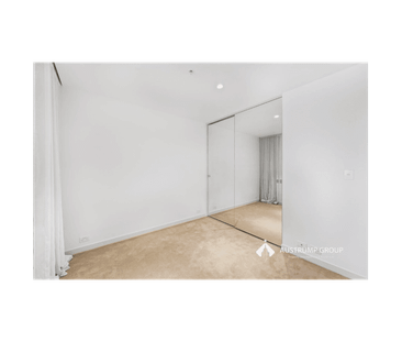 Stylish One-Bedroom Apartment in the Heart of South Yarra - Photo 3