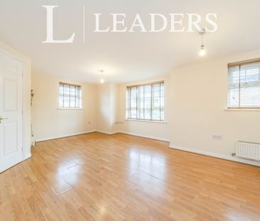 1 bedroom apartment to rent The Oaks, Hampton Court Way, Widnes, WA8 - Photo 1