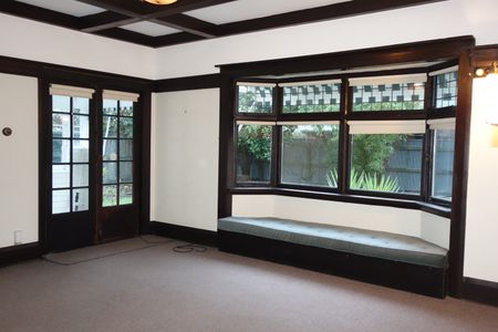 4-5 Bedrooms - Character and Space - Christchurch Girls' & Boys' Zone - Photo 4