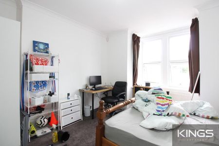 5 bedroom terraced house to rent - Photo 3