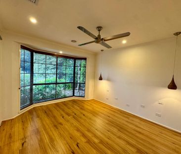 Spacious Family Home in a Convenient Location - Photo 6