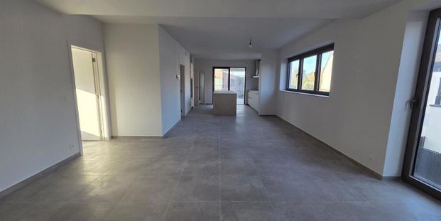 Appartement te huur in Nazareth voor € 1.150 met 2 slaapkamers - Photo 1