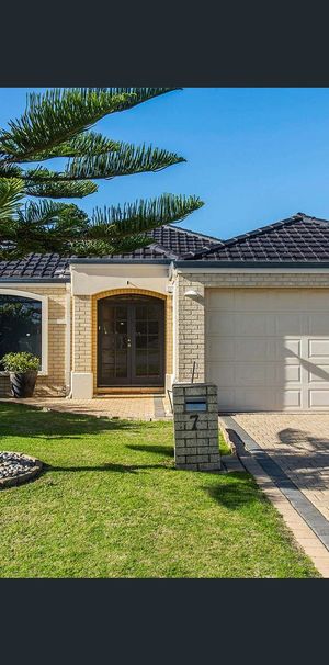 1 Kavanagh St, Mount Pleasant, WA 6153 - Photo 1