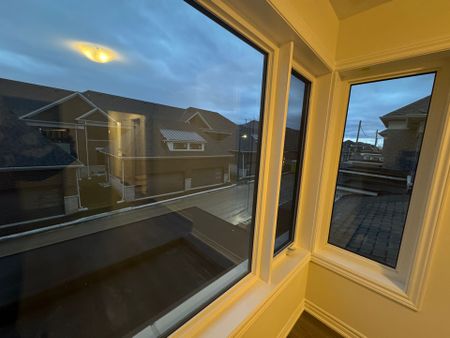 For Lease - 91 Watts Mews, Kawartha Lakes, Ontario - Photo 4