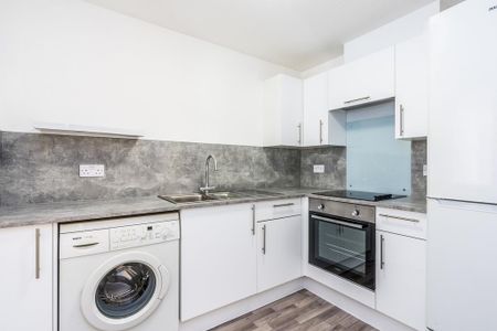 1 bedroom flat to rent - Photo 4